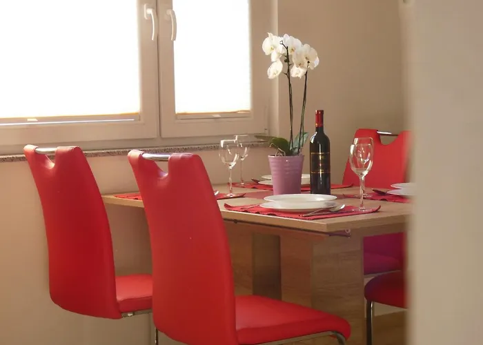 Apartment & Olive Oil Valuma