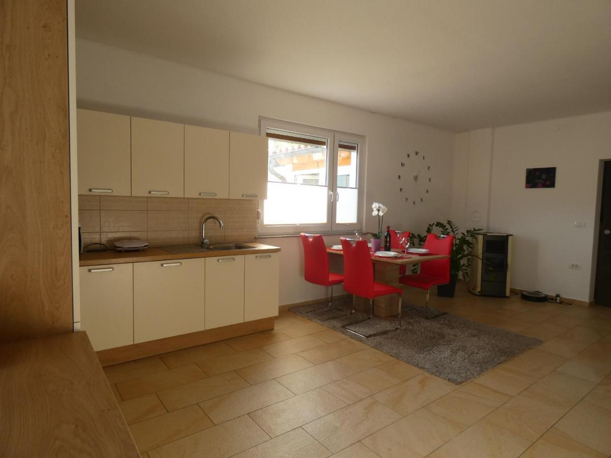 & Olive Oil Valuma Apartment *